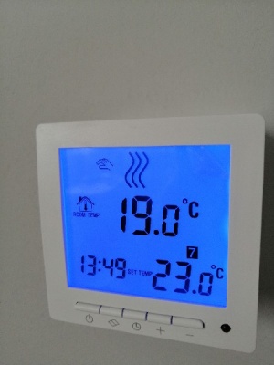 Termosztátok elektromos fűtésrendszerekhez